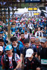 BIB: 000, 108, 1478
                            <button type="button" onclick="openModal(13426187)" class="btn btn-primary btn-sm float-right btn-popup" data-toggle="modal" data-target=".modal-high-quality">
                        <i class="fas fa-shopping-cart"></i> Add to Cart
                    </button>
                                            <button type="button" onclick="isThisMe(13426187, true)" class="btn btn-success btn-sm float-right btn-popup btn-isme hidden" data-toggle="tooltip" data-placement="bottom" title="นี่คือรูปของคุณใช่ไหม คลิกที่นี่เพื่อเอาเข้าอัลบั้ม">
                        <i class="fas fa-plus"></i> Add to album
                    </button>
                    <button type="button" onclick="isThisMe(13426187, false)" class="btn btn-warning btn-sm float-right btn-popup btn-isnotme hidden">
                        <i class="fas fa-ban"></i> Remove from album
                    </button>